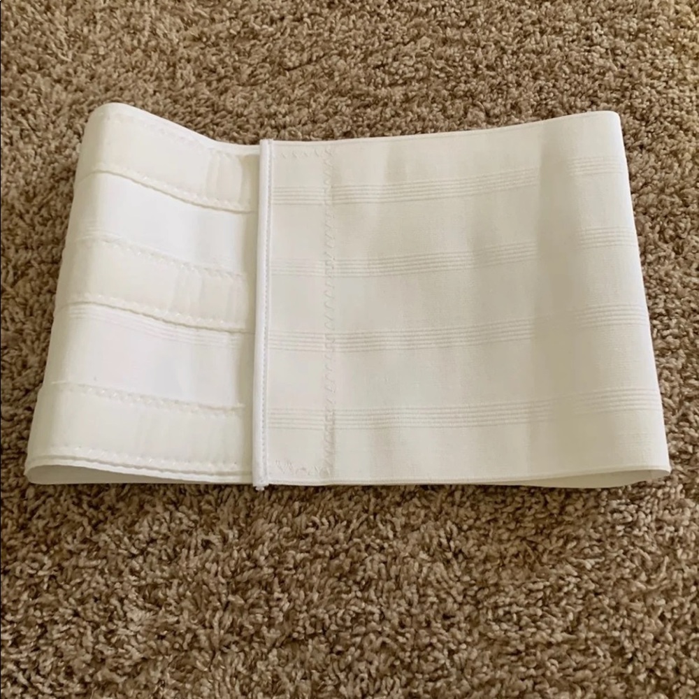 Abdominal binder